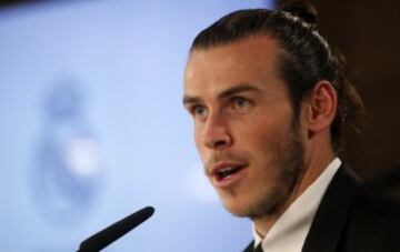 Gareth Bale estuvo acompañado en la rueda de prensa por Emilio Butrageño.