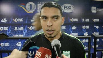Bocanegra respalda a Agudelo en su debut