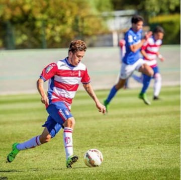 El juvenil dejó la UC para jugar en el Granada. 