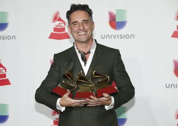 El uruguayo, Jorge Drexler, ganó el premio a Mejor Grabación y Mejor Canción, imponiéndose frente a Rosalía y J Balvin.