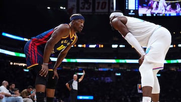 Jimmy Butler y Edrice Adebayo -