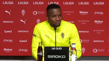 17-01-25. JUAN OTERO, EN LA RUEDA DE PRENSA EN MAREO.