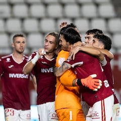 Gazzaniga da la clasificación en el estreno de Colunga