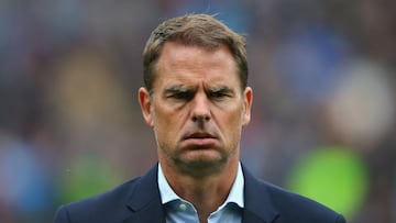 Frank de Boer backtracks on 'ridiculous' equal pay comment