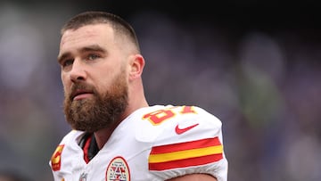 BALTIMORE, MARYLAND - JANUARY 28: Travis Kelce #87 of the Kansas City Chiefs looks on prior to the AFC Championship Game against the Baltimore Ravens at M&T Bank Stadium on January 28, 2024 in Baltimore, Maryland.   Patrick Smith/Getty Images/AFP (Photo by Patrick Smith / GETTY IMAGES NORTH AMERICA / Getty Images via AFP)