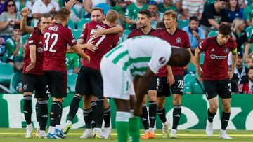 Carvalho, tras un gol encajado por el Betis.
