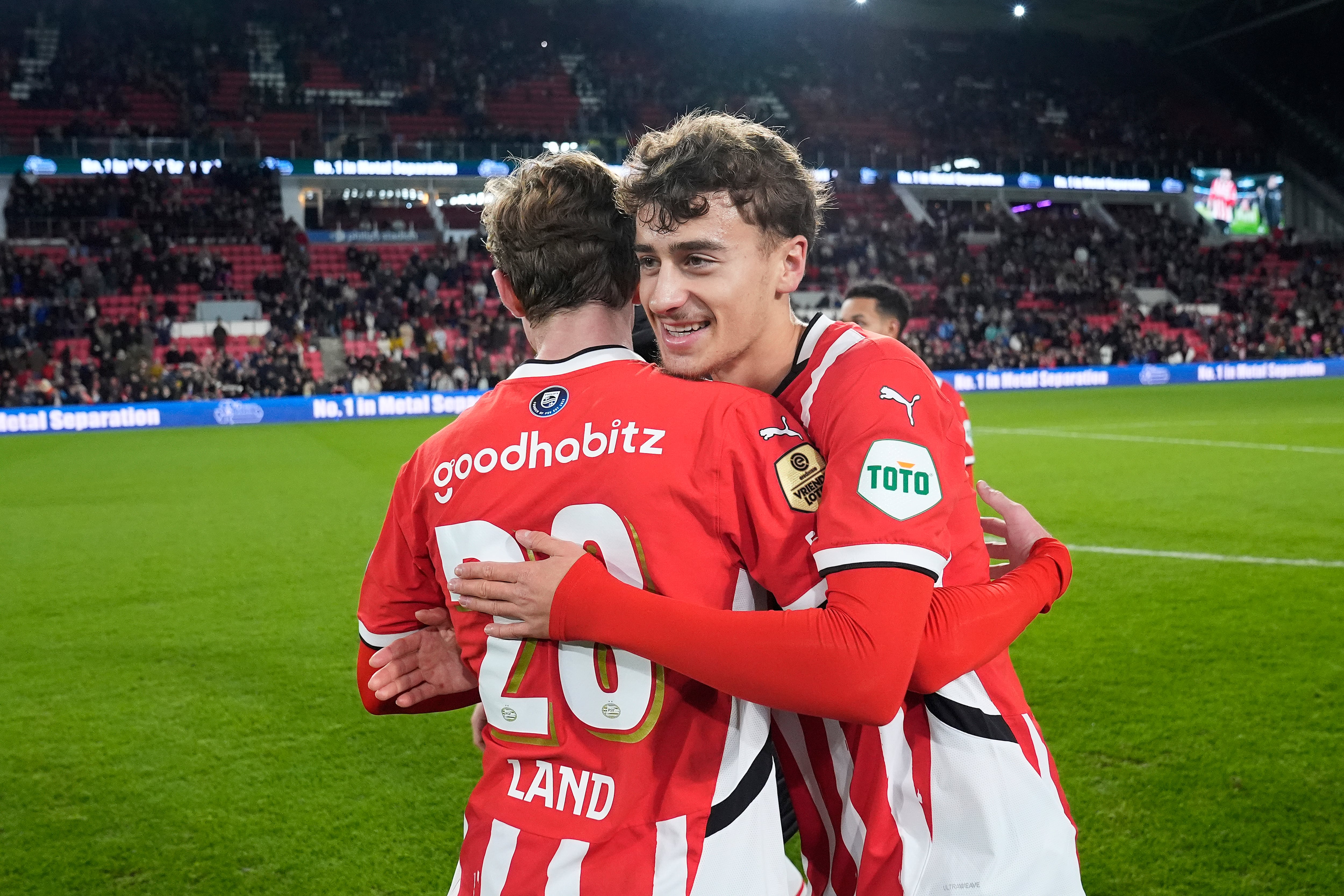 Otro Huijsen para España 