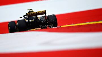 SPIELBERG, AUSTRIA - JUNE 29: Sparks fly behind Carlos Sainz of Spain driving the (55) Renault Sport Formula One Team RS18 on track during practice for the Formula One Grand Prix of Austria at Red Bull Ring on June 29, 2018 in Spielberg, Austria.  (Photo by Patrik Lundin/Getty Images)