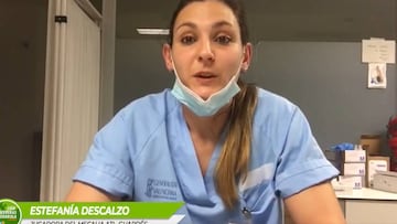 Estefan¨ªa Descalzo cambia el bal¨®n por la bata blanca