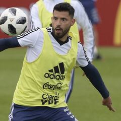 Agüero, ansioso y fino ante su tercer Mundial