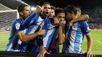 El M¨¢laga de M¨ªchel por fin gana y deja de ser colista