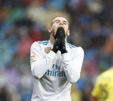 Gareth Bale se lamenta.