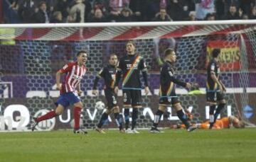 Gol 1-0 de Angel Correa