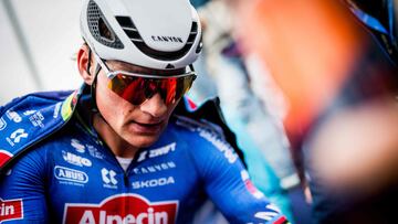 Alpecin-Premier Tech's Dutch rider Mathieu van der Poel reacts after winning the 'E3 Classic', one day cycling race, 208.8 km from and to Harelbeke, on March 27, 2026. (Photo by JASPER JACOBS / Belga / AFP) / Belgium OUT