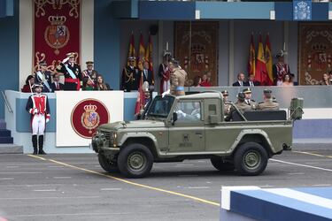 Los reyes Felipe y Letizia, la princesa Leonor y la infanta Sofía durante el acto solemne de homenaje a la bandera nacional y desfile militar por el 12 de octubre, Día de la Hispanidad.