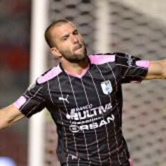 Con goles de Candelo y Villa, Gallos Blancos superó a Xolos