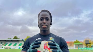 Nadie hace gol a Leo Mendes