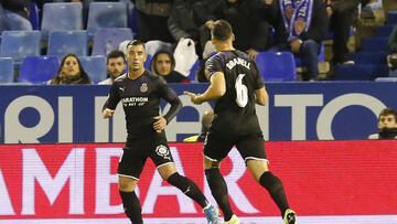 Borja Garc&iacute;a celebra con Granell el 0-2 en el Zaragoza-Girona.