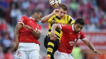 Gonzalo Jara pas&oacute; de Inglaterra a Alemania. Antes del Mundial jugaba en el Nottingham Forest, hoy en el Mainz.