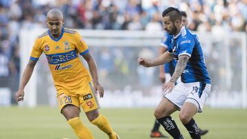 Action photo during the match Queretaro vs Tigres UANL, Corresponding to Day 3 of the Closing Tournament 2018 of Liga BBVA Bancomer MX, at La Corregidora Stadium.
Foto de accion durante el partido Queretaro vs Tigres UANL, Correspondiente a la Jornada 3 del Torneo Clausura 2018 de la Liga BBVA Bancomer MX, en el Estadio La Corregidora, en la foto: Luis Alfonso Rodriguez y Luis Moguel Noriega
20/01/2018/MEXSPORT/Omar Martinez.