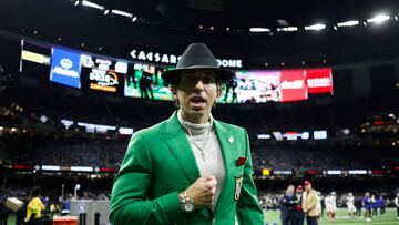 The Giants quarterback has got himself a unique agent, to say the least, and he’s certainly getting noticed.