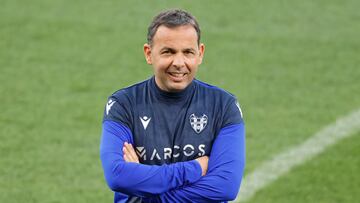 05/11/22
LEVANTE UD
ENTRENAMIENTO
CALLEJA