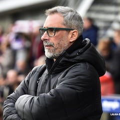 Bolo pide tres fichajes