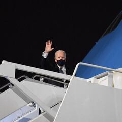 Does getting a third stimulus check affect the new unemployment benefits?