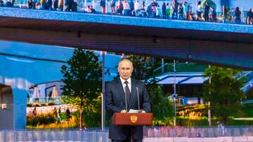 Russian President Vladimir Putin addresses the audience during the gala concert to mark the 875th anniversary of Moscow in the Zaryadye Concert Hall in Moscow, Russia September 10, 2022. Sputnik/Press service of the Moscow Mayor's Office via REUTERS ATTENTION EDITORS - THIS IMAGE WAS PROVIDED BY A THIRD PARTY.