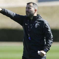 Martínez: "Tenemos que competir sin pensar en la consecuencia"