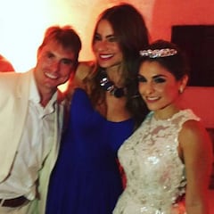 Se lían a tortazos por conseguir una selfie con Sofía Vergara