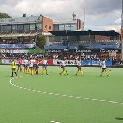 El Club de Campo supera a la Complu y es finalista