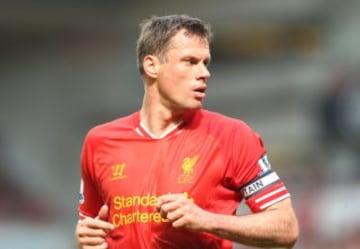 Jamie Carragher, capitán del Liverpool y símbolo de dureza a la hora de jugar. Nació en Liverpool y jugó toda la vida en el equipo de sus amores. Lealtad como forma de vida. 17 años en el equipo inglés.