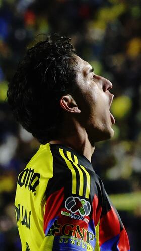 Soccer Football - Liga MX - Club America v Monterrey - Estadio Ciudad de los Deportes, Mexico City, Mexico - February 7, 2026 Club America's Alejandro Zendejas celebrates scoring their first goal REUTERS/Henry Romero