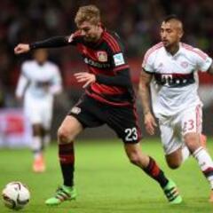 Arturo Vidal deja atrás lesión
y aparece en triunfo de Bayern