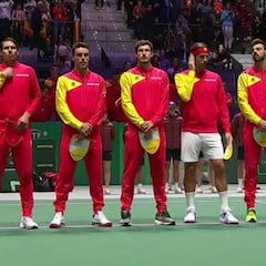 Bautista regresa con España y podría jugar este domingo