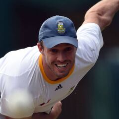AB de Villiers announces retirement from international cricket