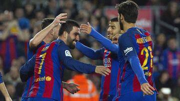 Arda se luce, Alcácer se alivia en goleada de Barcelona