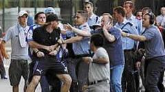 La manita de goles acabó a guantazos