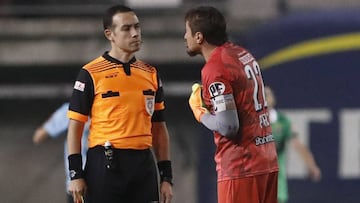 Nicolás Peric, el arquero con más expulsiones en Primera División