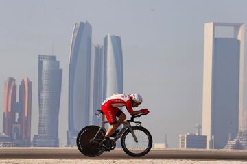 El ciclista italiano del Cofidis corrió por última vez este año en el Tour de los Emiratos Árabes