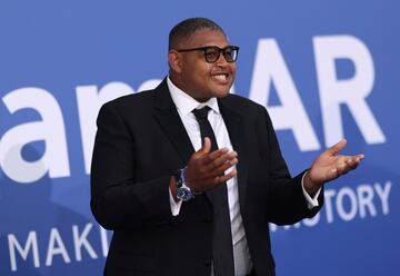 Omar Benson Miller durante la alfombra roja de la gala béfica amfAR celebrada en el Hotel du Cap-Eden-Roc.