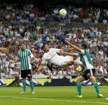 James Rodríguez brilla ante el Betis en la segunda fecha de la Liga BBVA