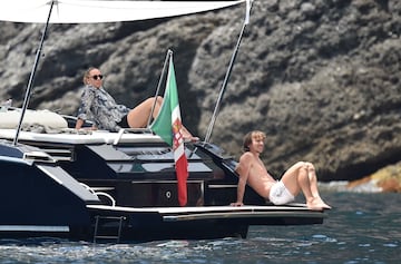 El centrocampista croata del Real Madrid, Luka Modric, se encuentra disfrutando de unas merecidas vacaciones junto a su familia en Portofino, pueblo pesquero ubicado en la costa de la Riviera Italiana, al sudeste de Génova.