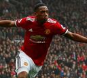 El United no afloja y se impone a Tottenham gracias a Martial