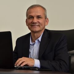 Los motivos de la renuncia de Carlos Ramón González: qué hará ahora Petro