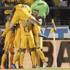Tigres golea a León y amenaza la cima de la tabla en la jornada 13
