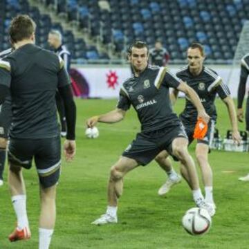 Bale, en el entrenamiento de Gales en Haifa.