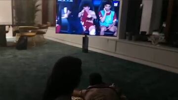 Cristiano se recupera con amor viendo la Supercopa de Europa