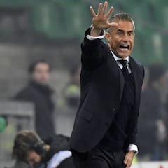 Sylvinho deja de ser el entrenador del Olympique de Lyon